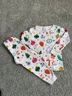 SMALLER THINGS pajamas with Christmas motif, 2T, long sleeve, 2 piece